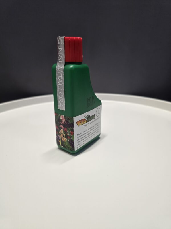 Vitaflóra Virágosnövény tápoldat
100ml