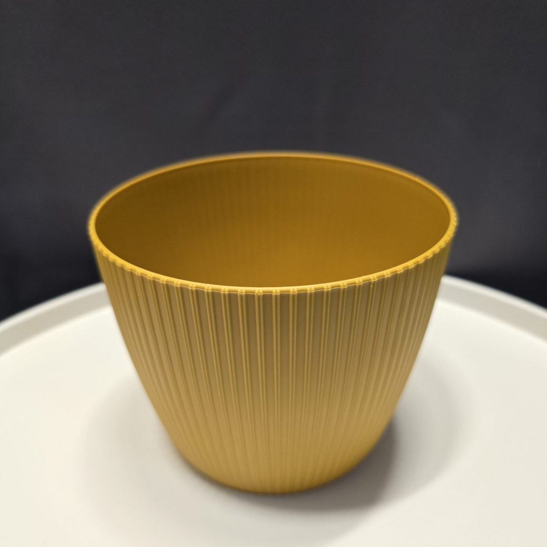 Bordázott műanyag virágkaspó - Mustár