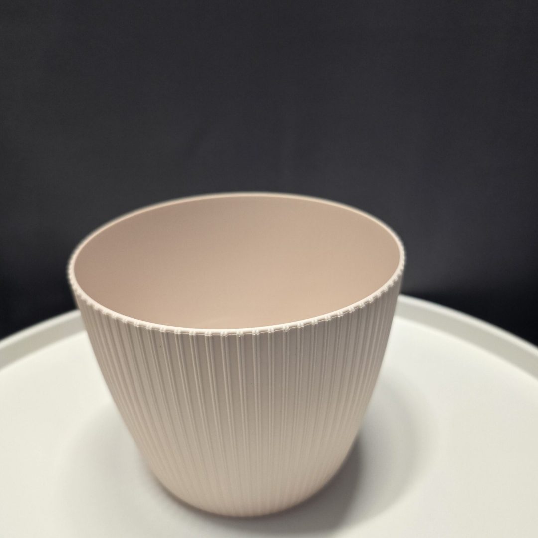 Bordázott műanyag virágkaspó - Világos bézs