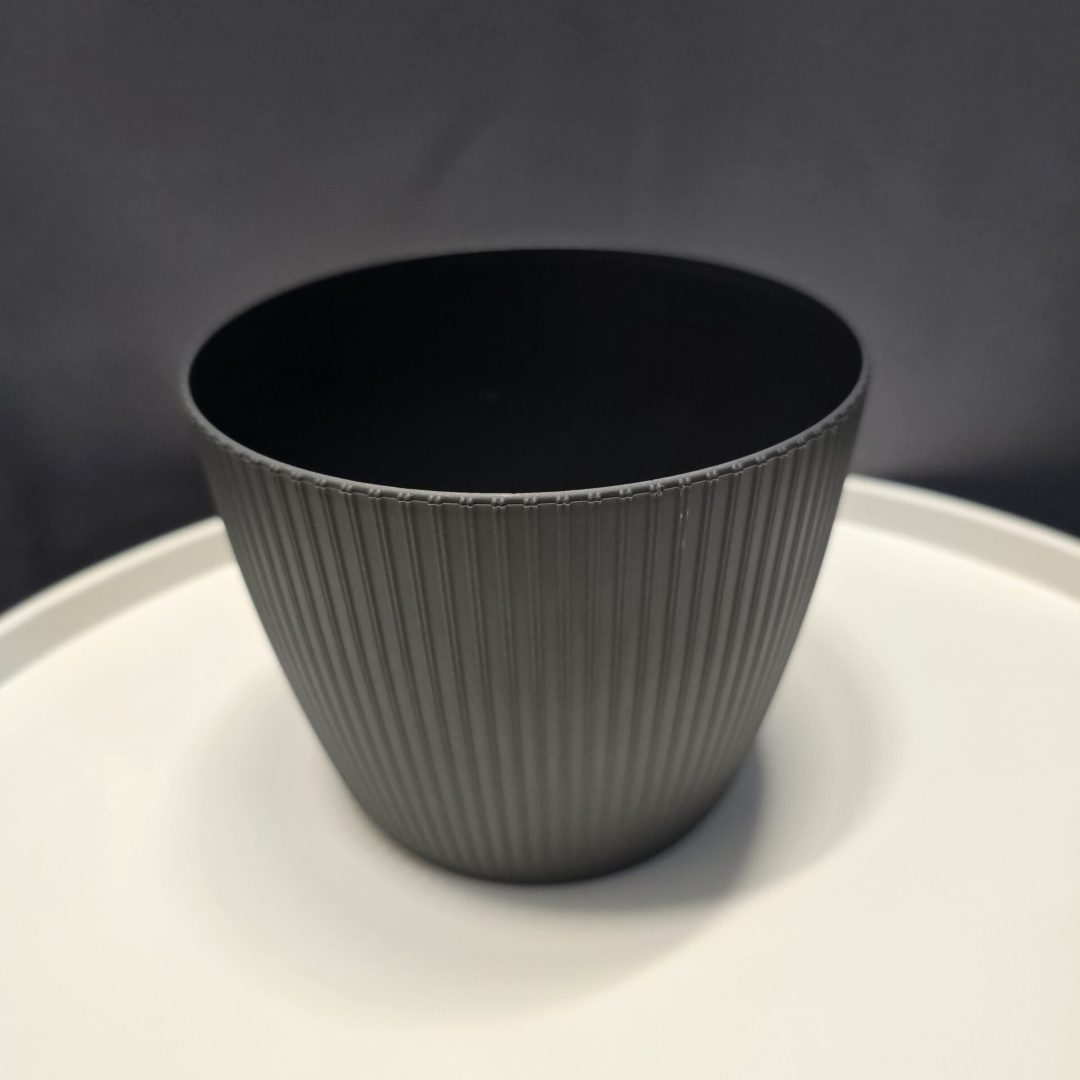 Bordázott műanyag virágkaspó - Antracit