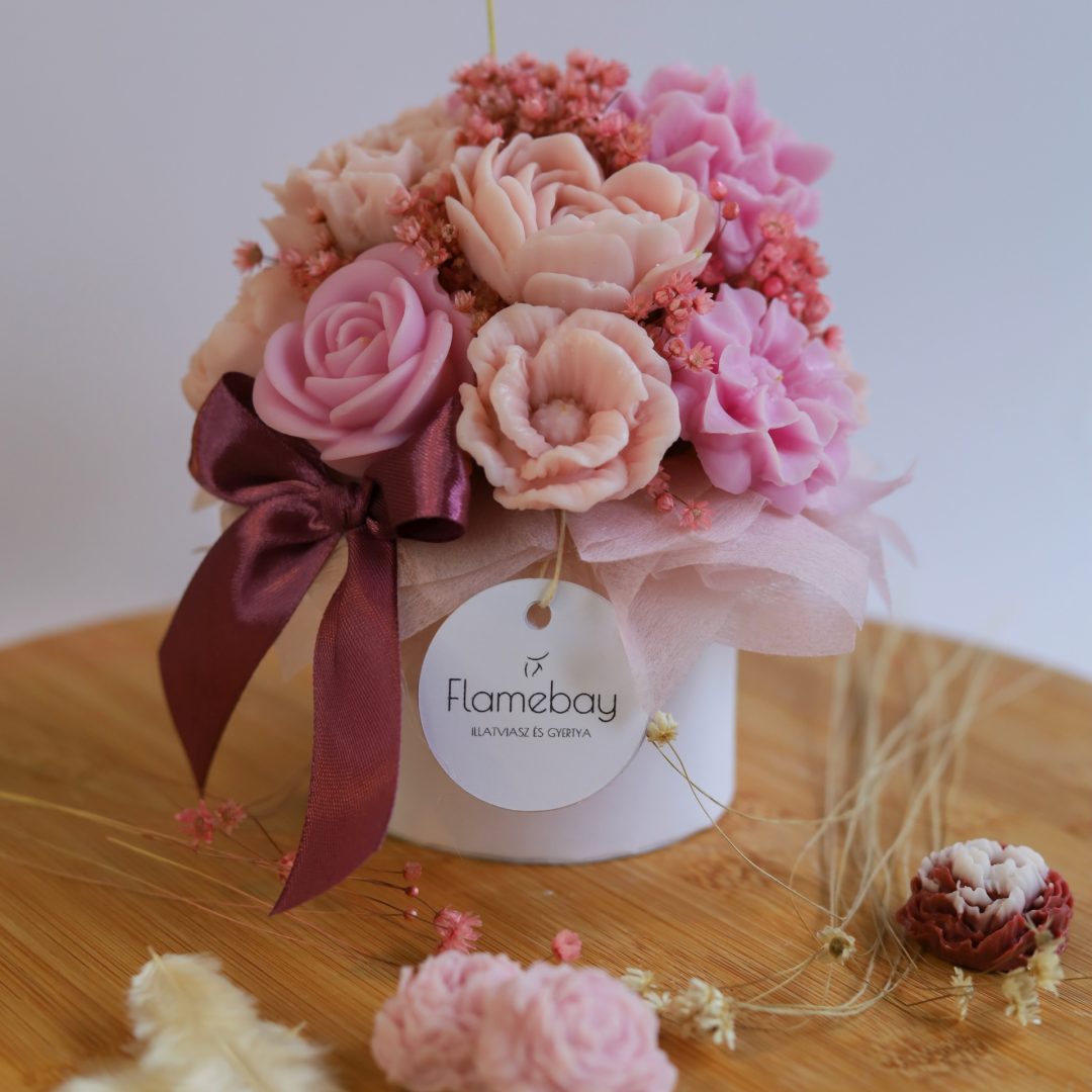 Pink box illatviasz csokor rózsaszín virágkompozícióval tulipán illattal