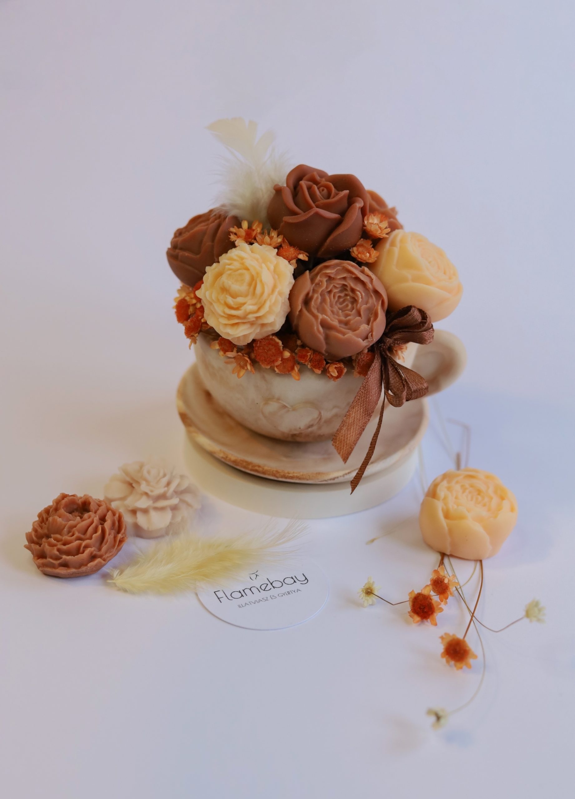 BloomInCup – Barack illatú virágcsoda csészében